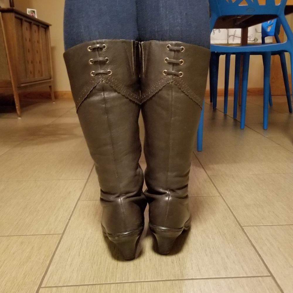 **SOLD** Sofft Tall Leather Zip Boots - Brown - Picture 2 of 8